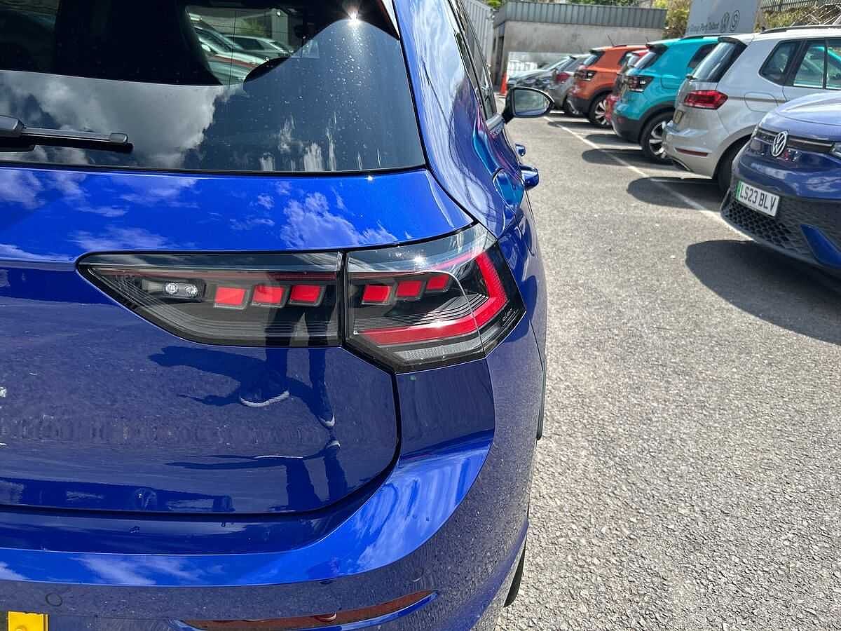 Volkswagen Golf R