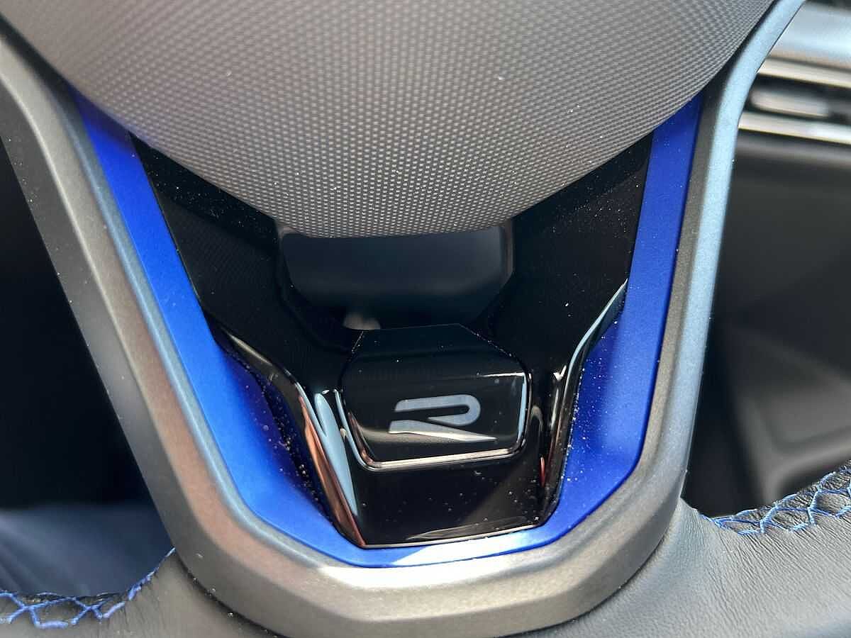 Volkswagen Golf R