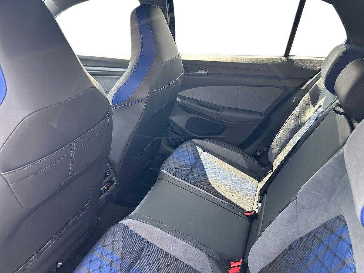 Volkswagen Golf R