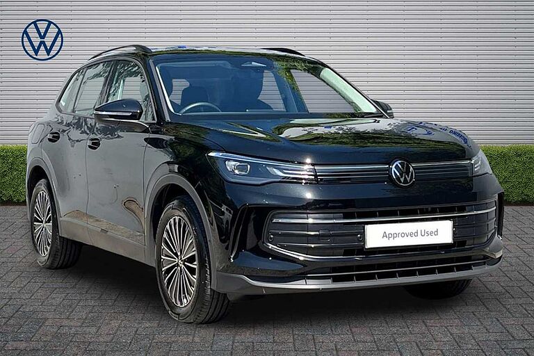 Volkswagen Tiguan 1.5 eTSI Life 5dr DSG + WINTER PACK