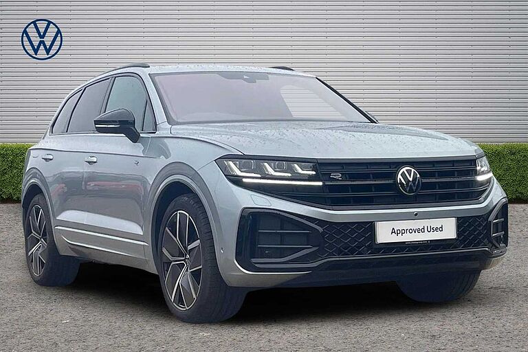 Volkswagen Touareg Black Edition 3.0 TDI 4MOTION 286 PS 8-Speed Tiptronic 5 Door