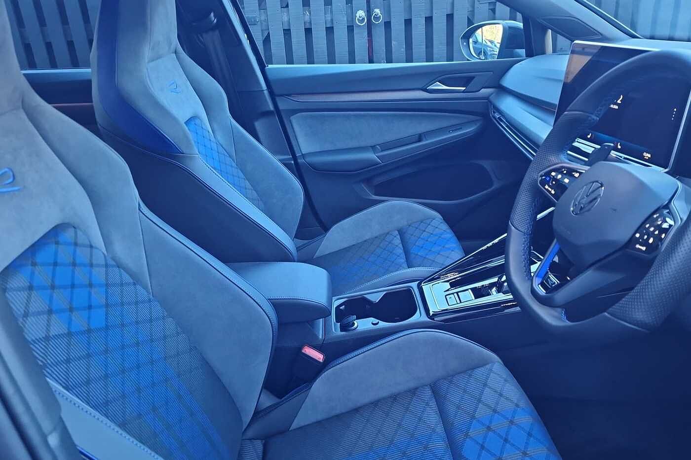 Volkswagen Golf R