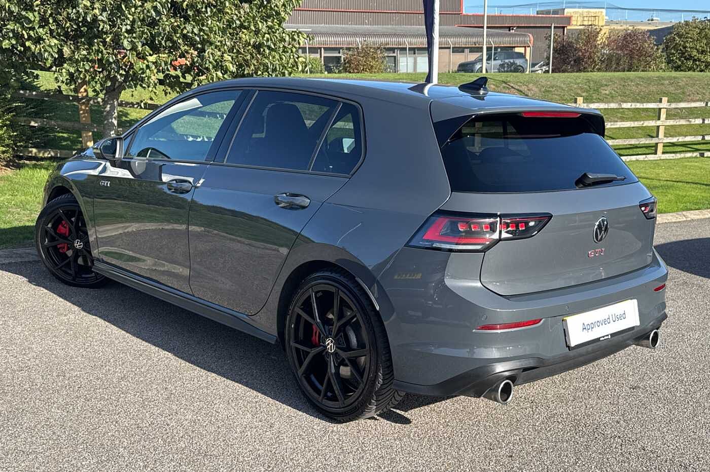 Volkswagen Golf GTI