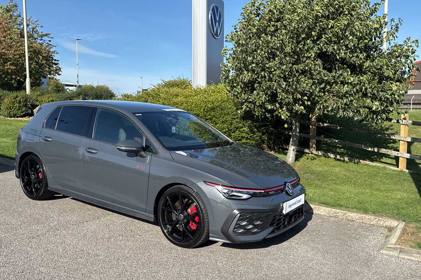 Volkswagen Golf GTI