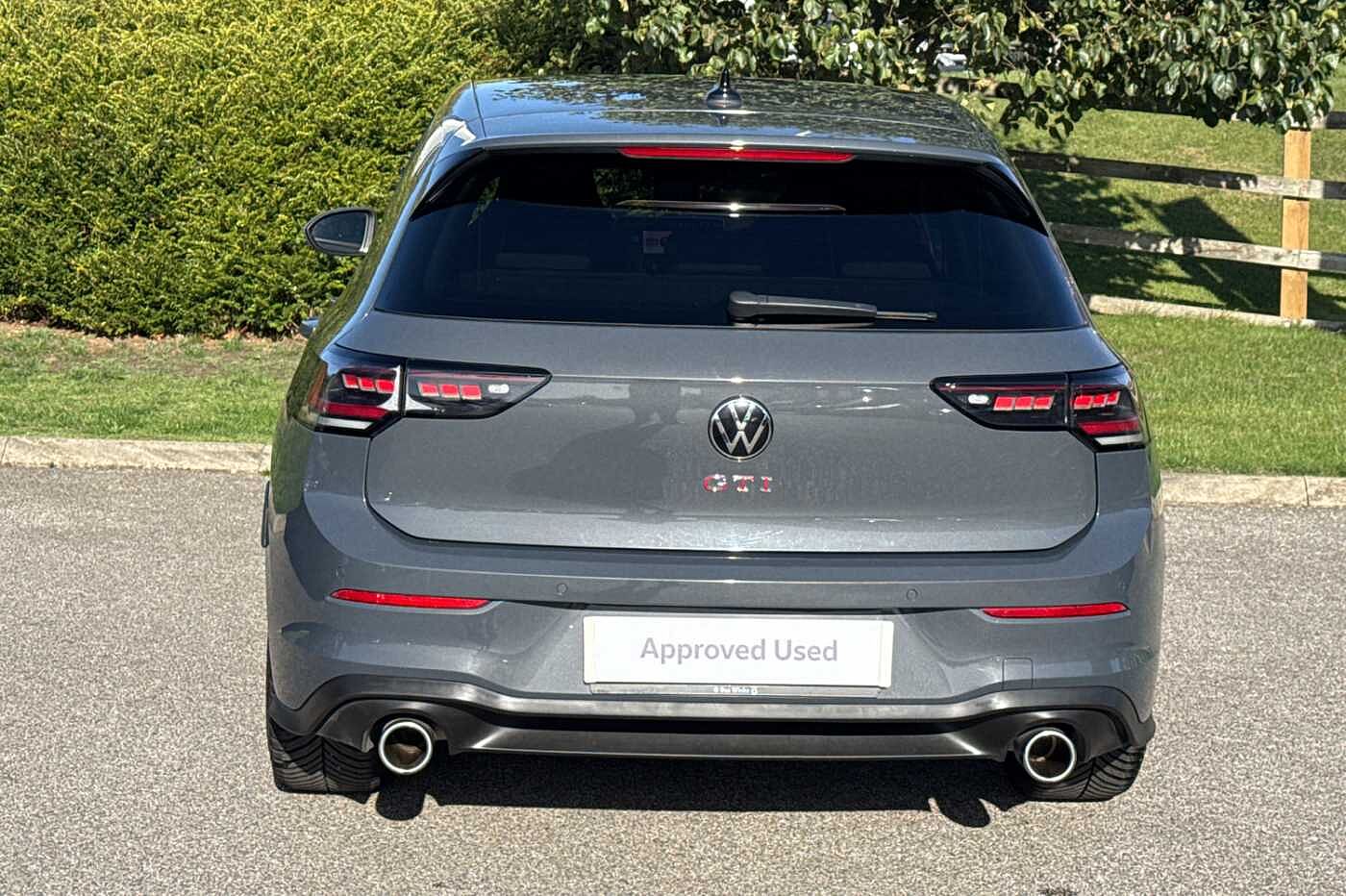 Volkswagen Golf GTI