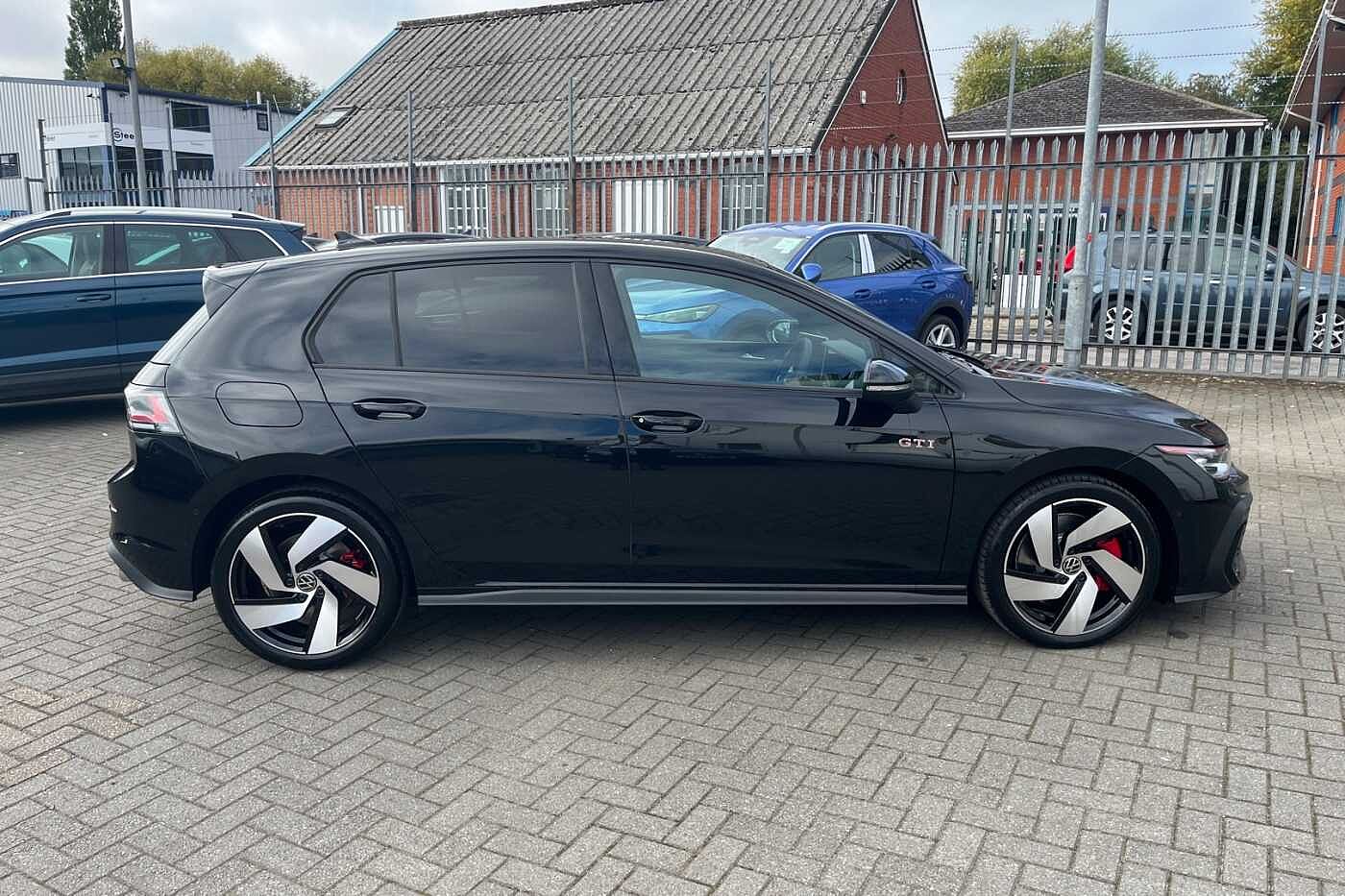 Volkswagen Golf GTI
