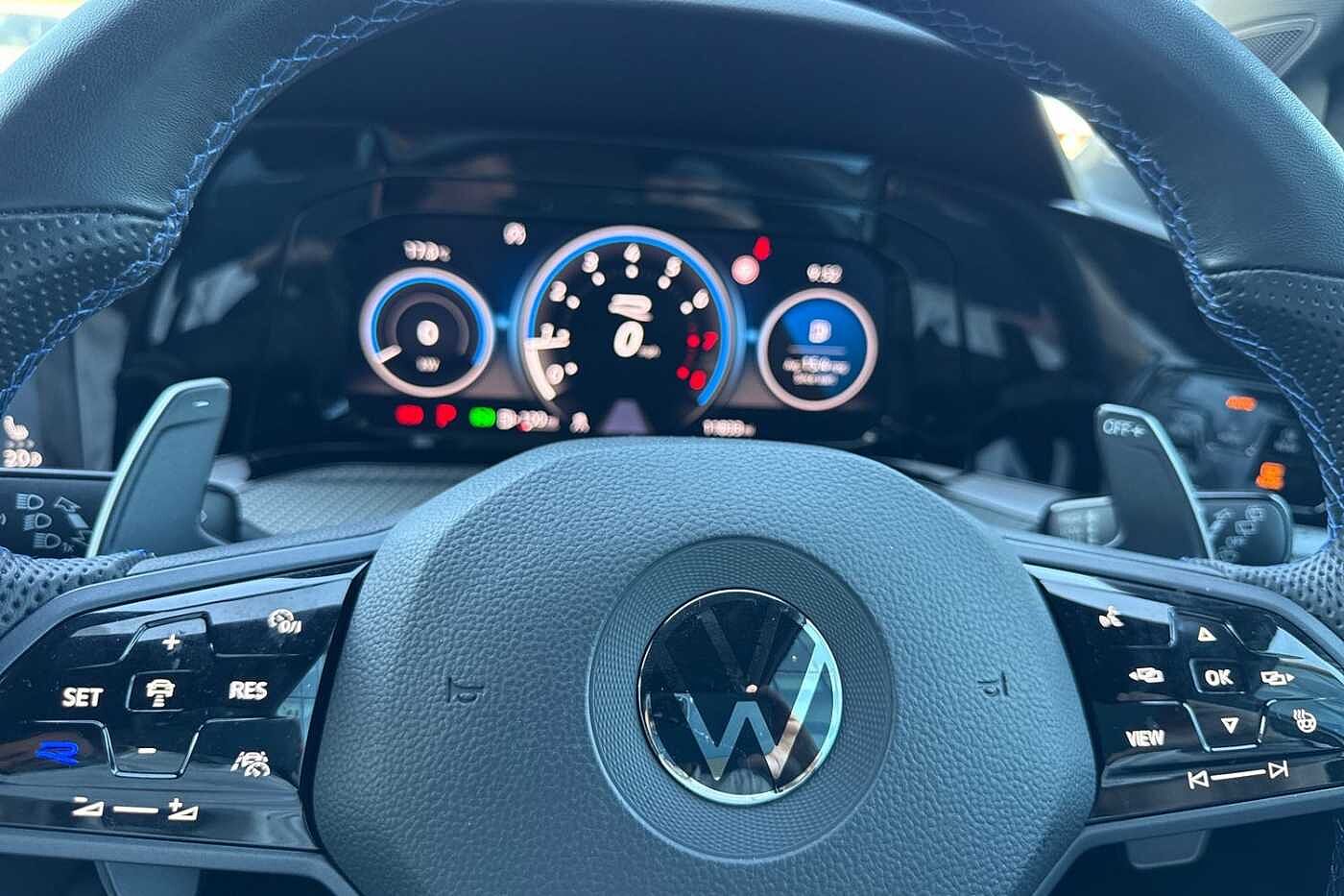 Volkswagen Golf R