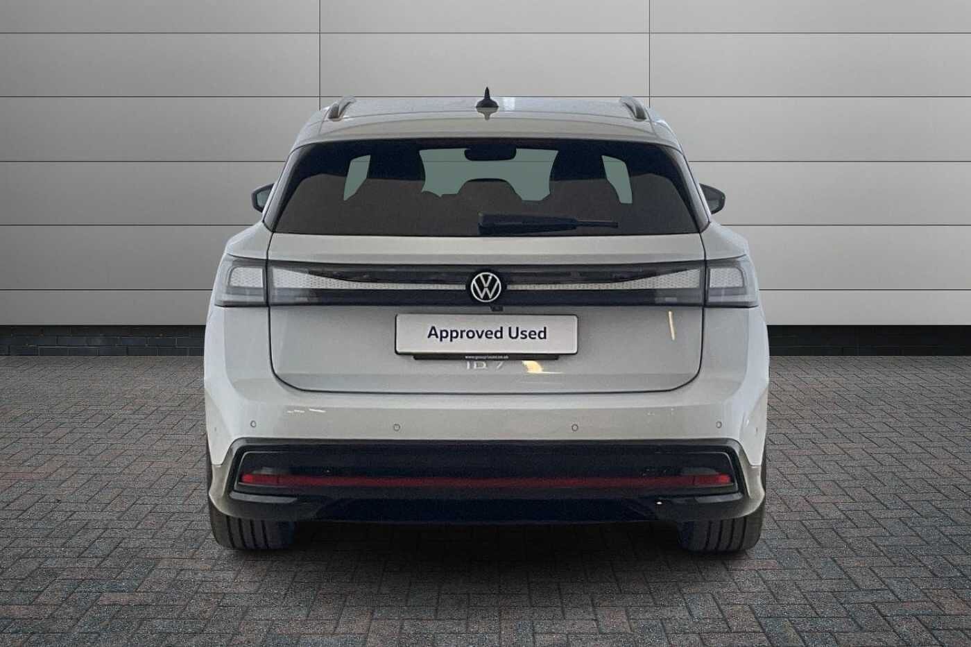 Volkswagen ID.7 Tourer