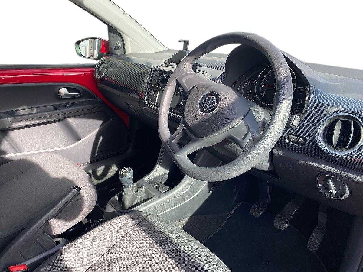 Volkswagen up!