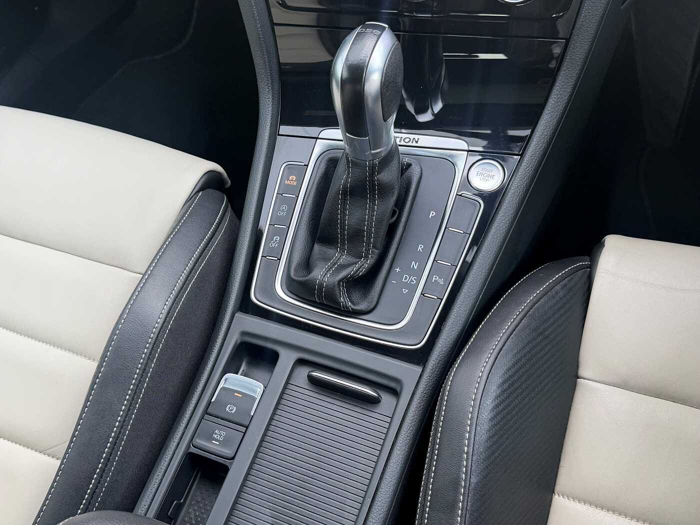 Volkswagen Golf R