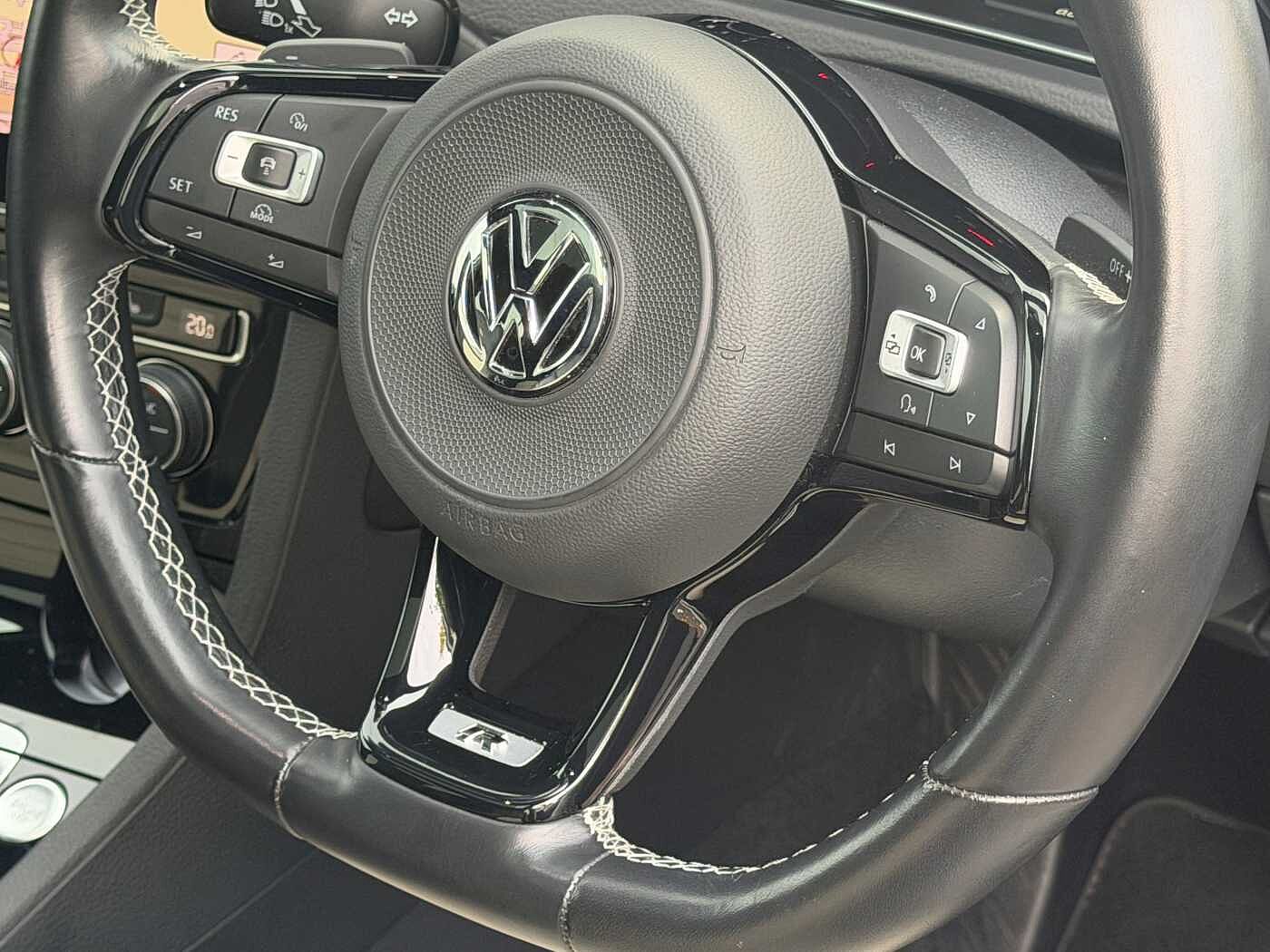 Volkswagen Golf R