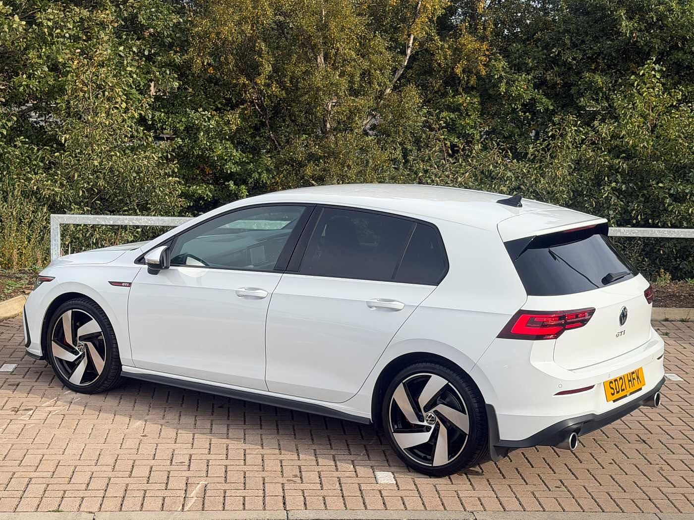 Volkswagen Golf GTI