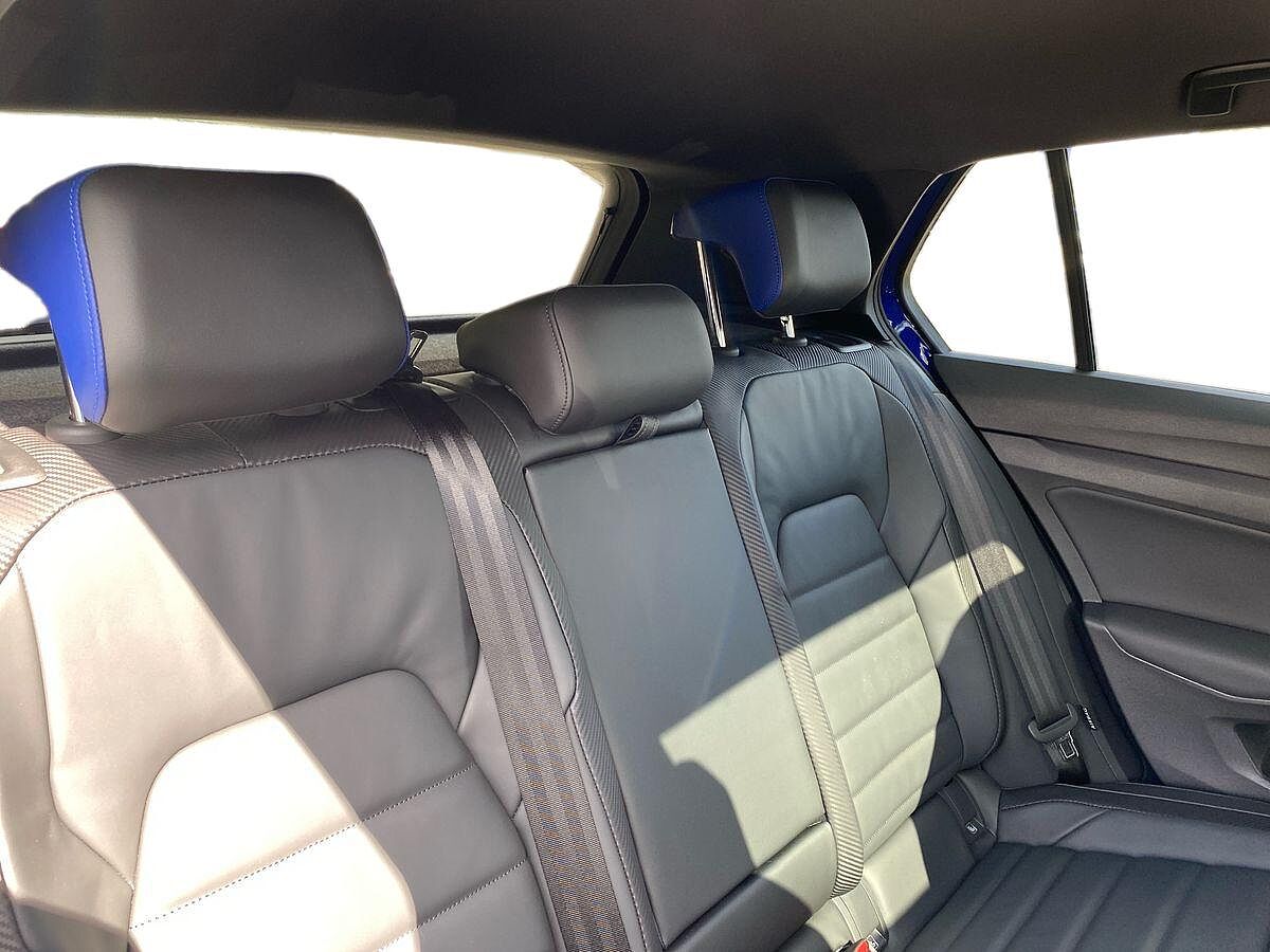 Volkswagen Golf R