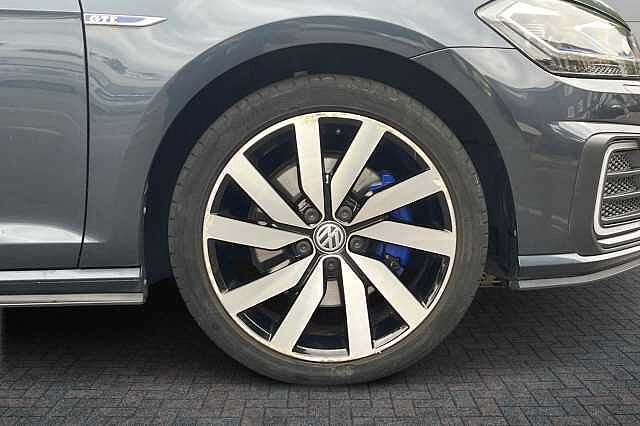 Volkswagen Golf GTE