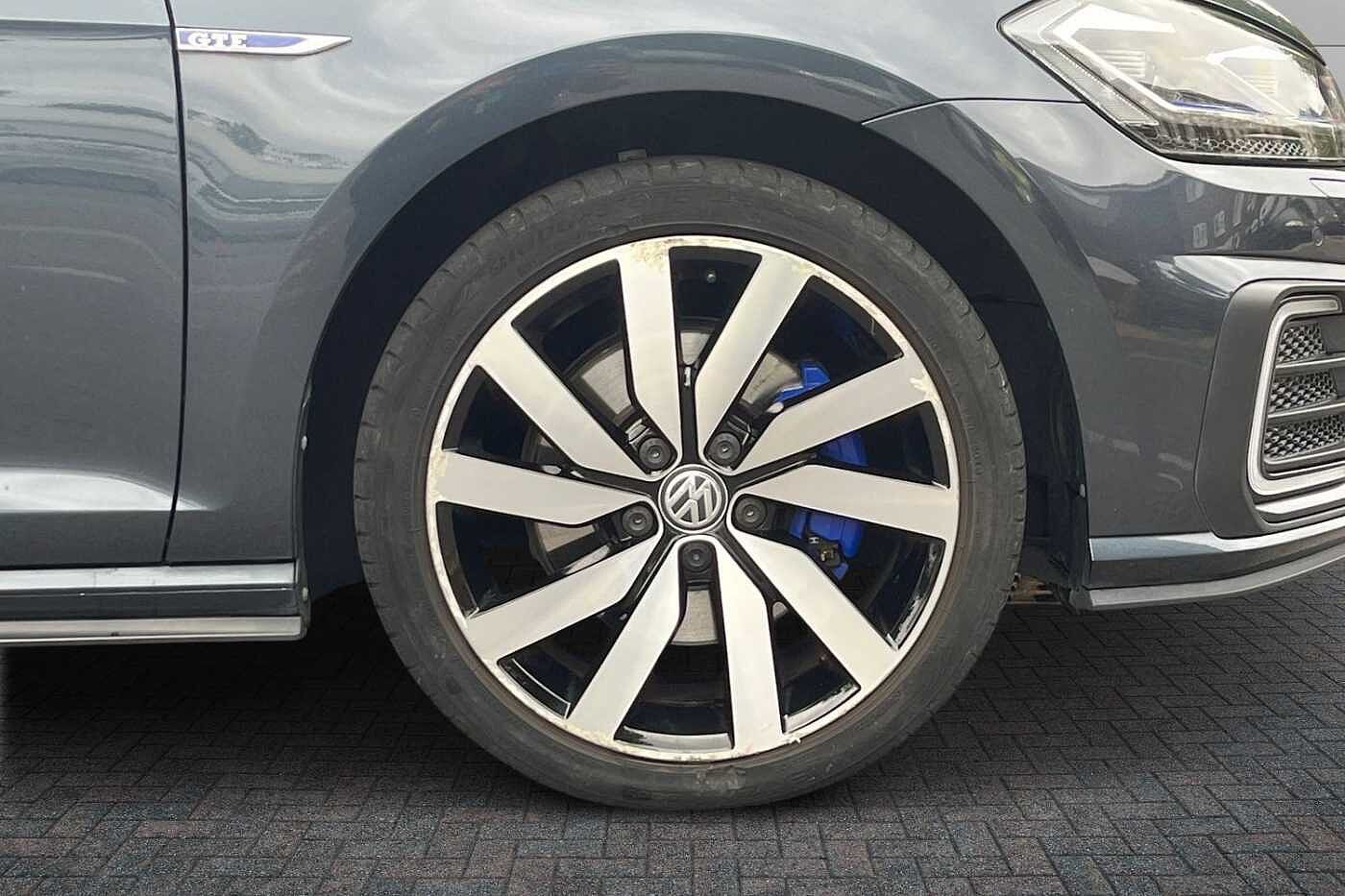 Volkswagen Golf GTE
