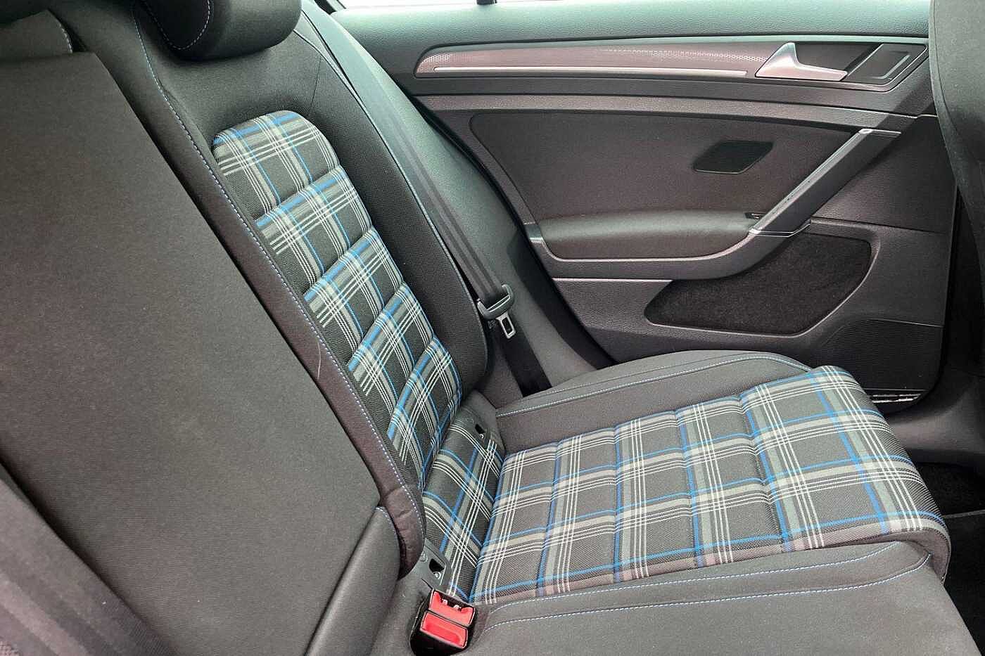 Volkswagen Golf GTE