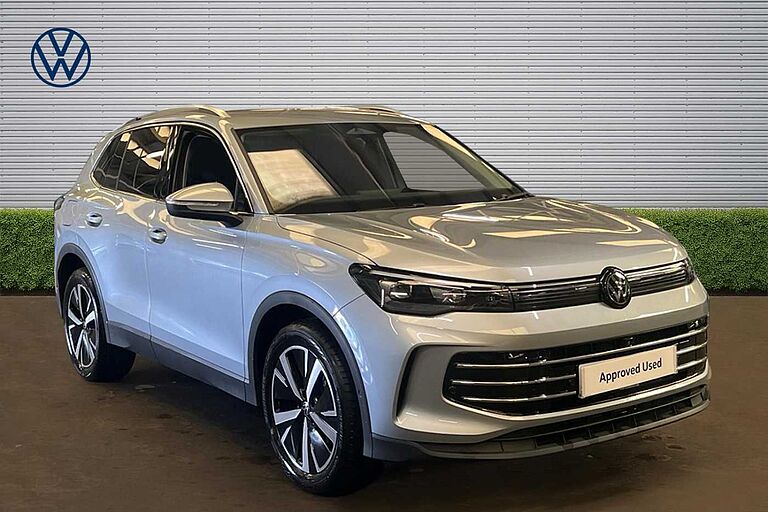 Volkswagen Tiguan Tiguan Elegance 1.5 eTSI 150 PS 7-Speed DSG 5 Door