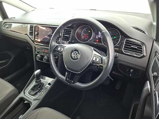Volkswagen Golf SV