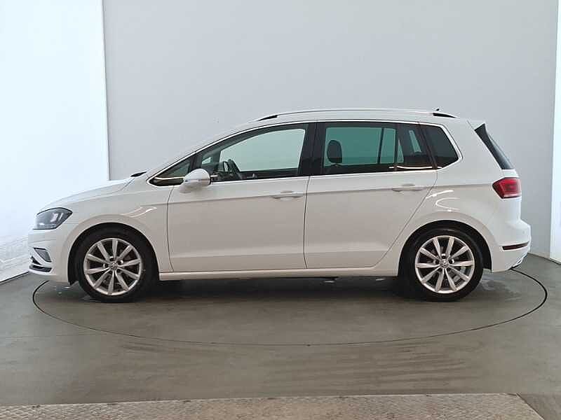 Volkswagen Golf SV