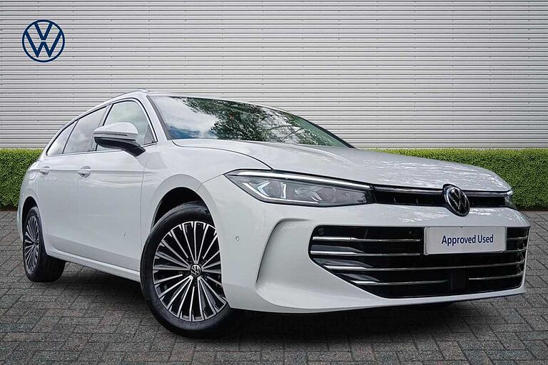 Volkswagen Passat 1.5 eTSI Elegance 5dr DSG