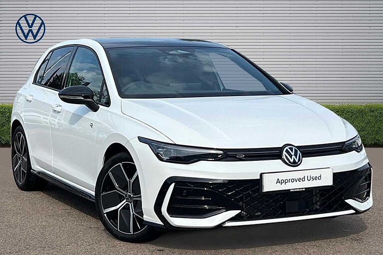 Volkswagen Golf Golf Hatch Black Edition 1.5 eTSI 150 PS 7-Speed DSG 5 Door
