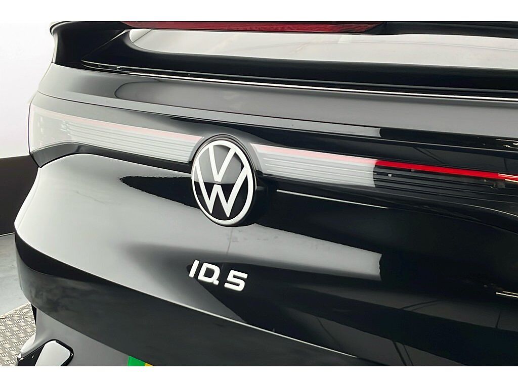 Volkswagen ID.5
