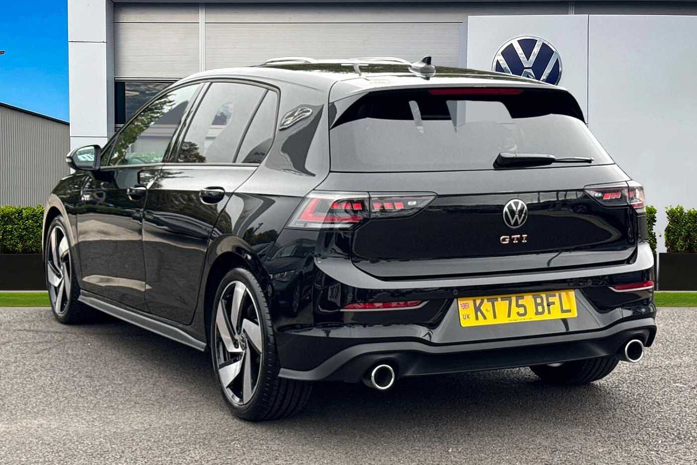 Volkswagen Golf GTI