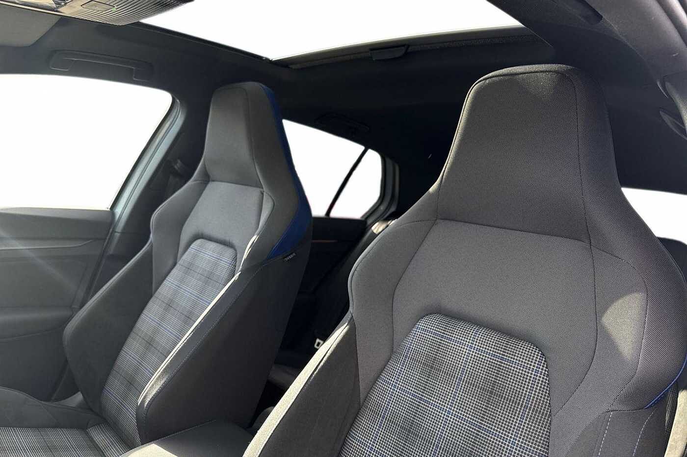 Volkswagen Golf GTE