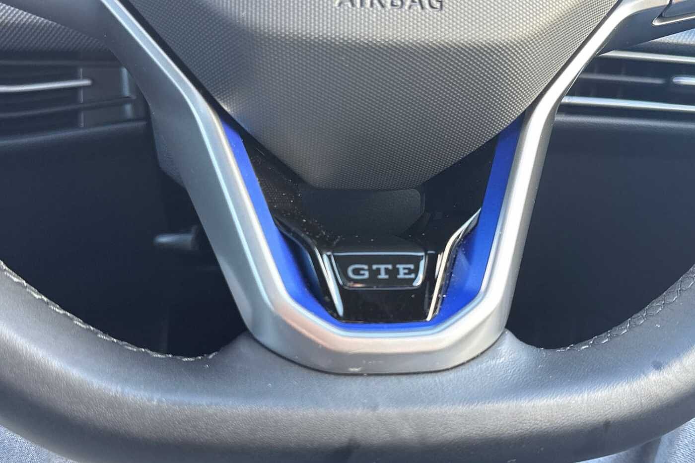 Volkswagen Golf GTE