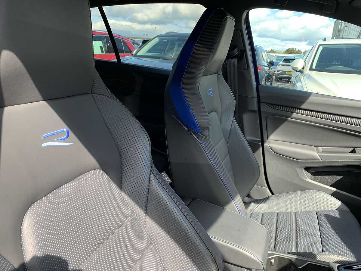 Volkswagen Golf R
