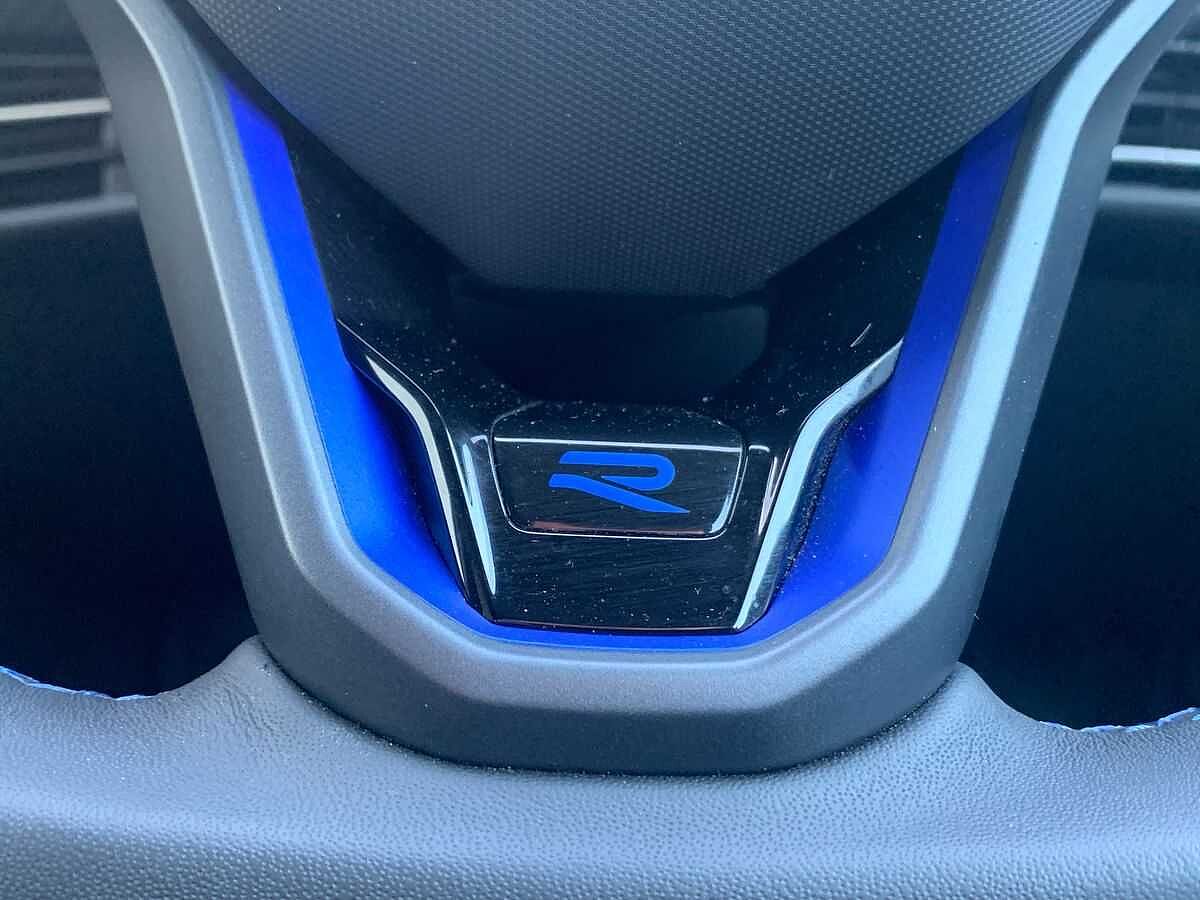 Volkswagen Golf R