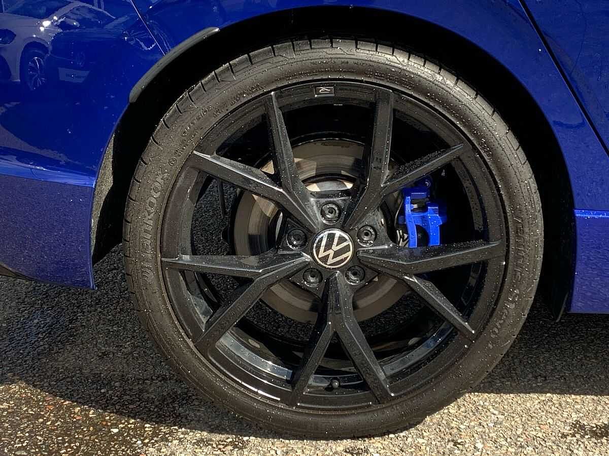 Volkswagen Golf R